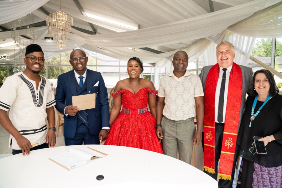 Wedding ceremony by Dr. Gerrit Rademeyer in Mtubatuba