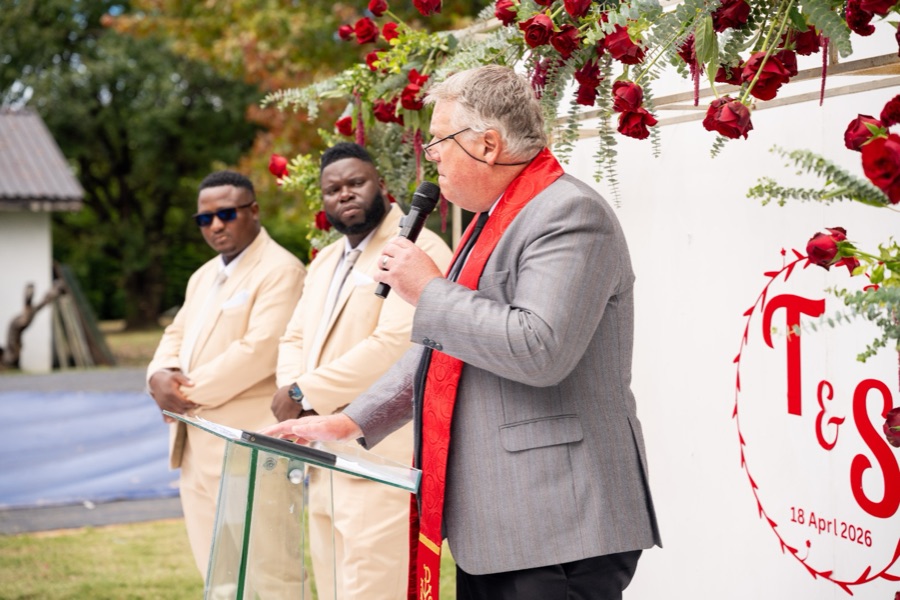 Wedding ceremony by Dr. Gerrit Rademeyer in Mtubatuba