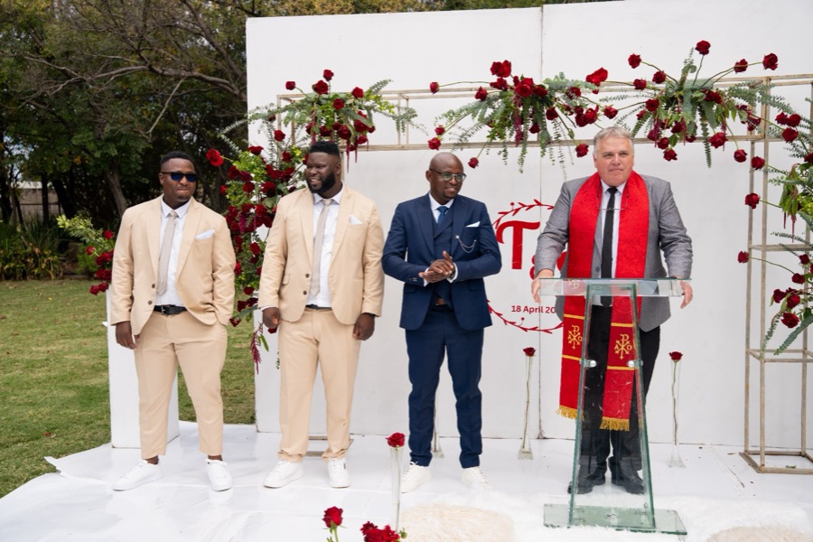 Wedding ceremony by Dr. Gerrit Rademeyer in Mtubatuba